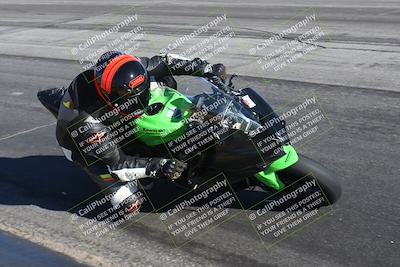 media/Dec-01-2025-Moto Forza (Mon) [[2daa91e15f]]/1-Advanced Group/Session 4 (Turn 10 Inside)/